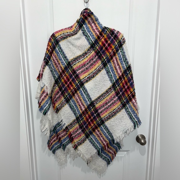 Multi Colored Poncho Like New - Picture 6 of 10